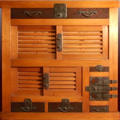 箪笥や照明(Furniture & Lamps)